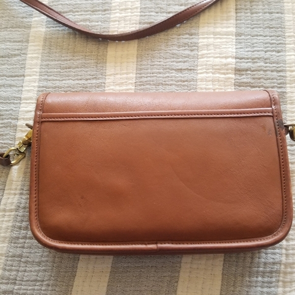 Vintage Coach | Pocket Purse #9755 - Picture 3 of 12